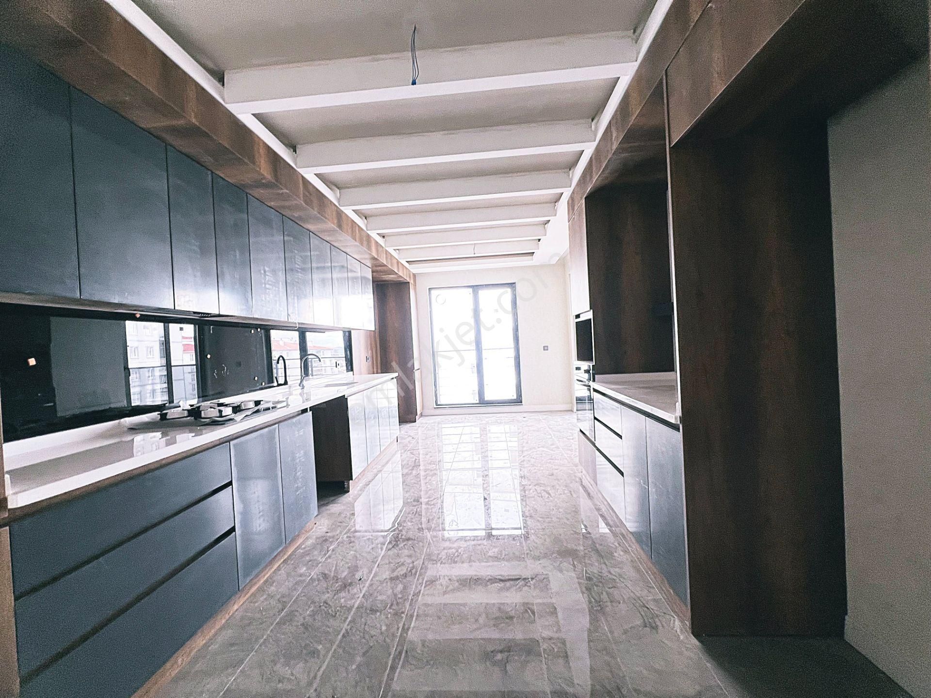 Cihandan Pamuklar Mah Şehir Hastanesi Ve Anteras Yakını 3+1