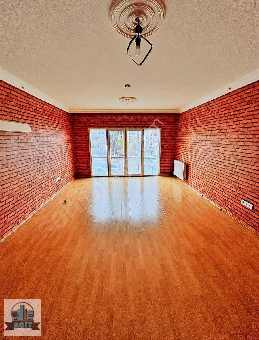 Agit İnşaat'tan Fi Tower Sitesinde 2+1 110m2 Balkonlu Daire