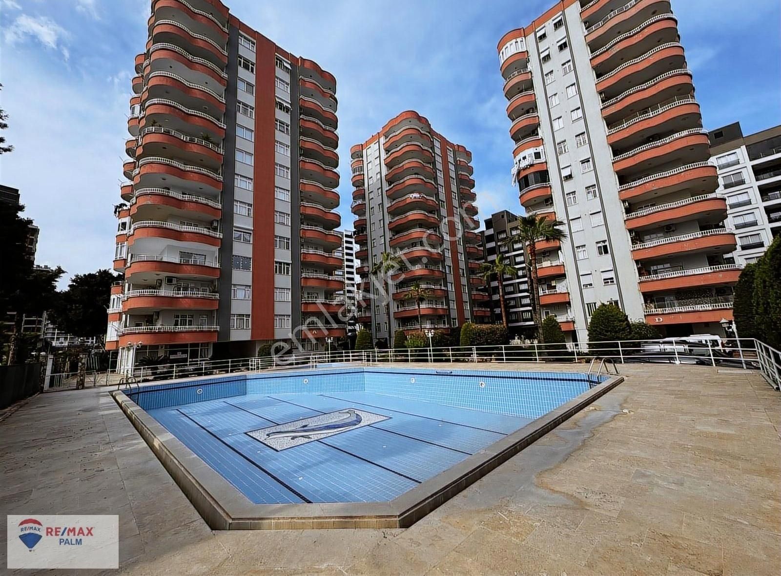Remax Palm'den Mezitli Akdeniz Mah.de Doğalgazlı 3+1 Kiralık