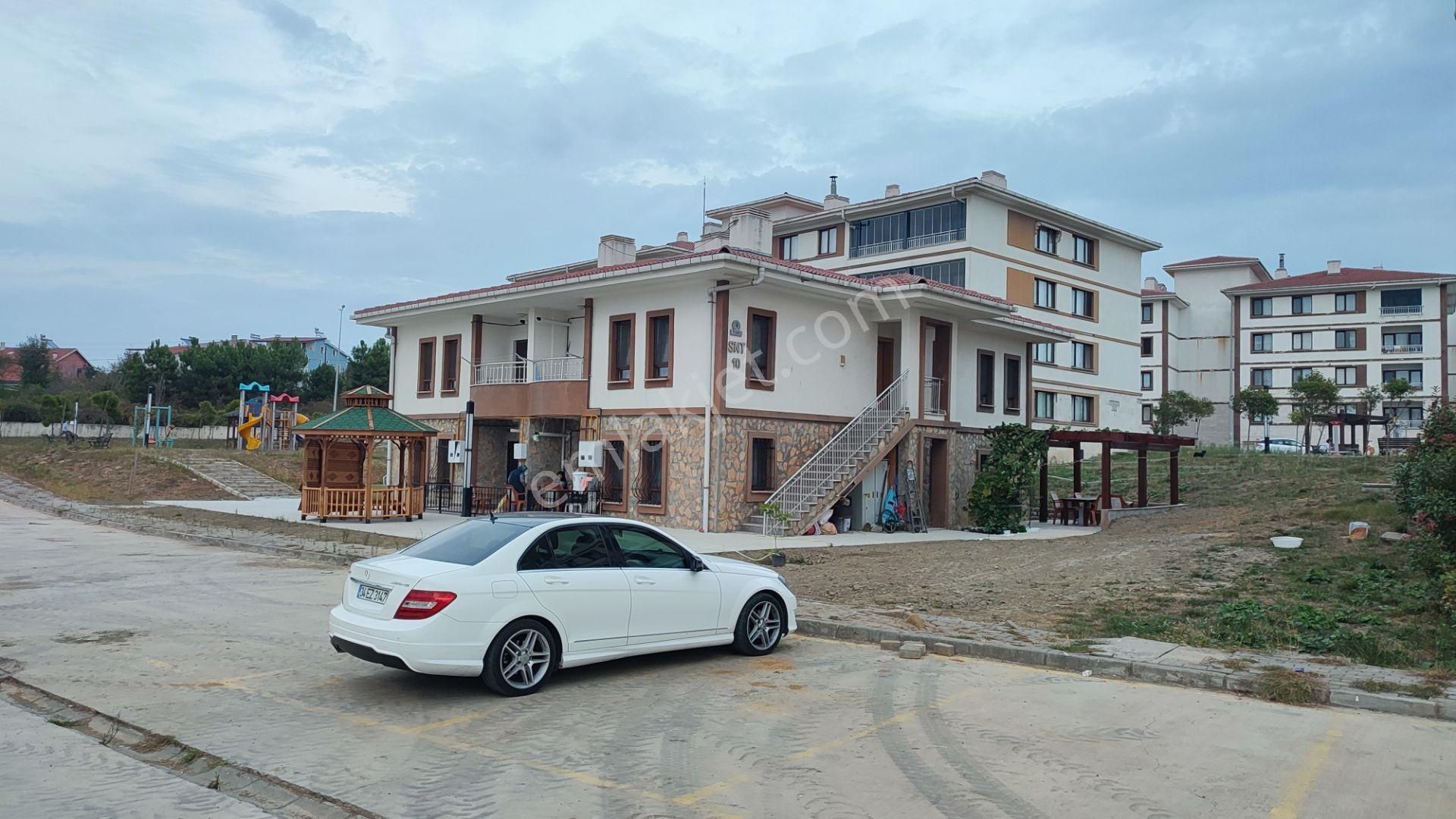 Deniz Manzaralı 2+1 Kiralık Daire