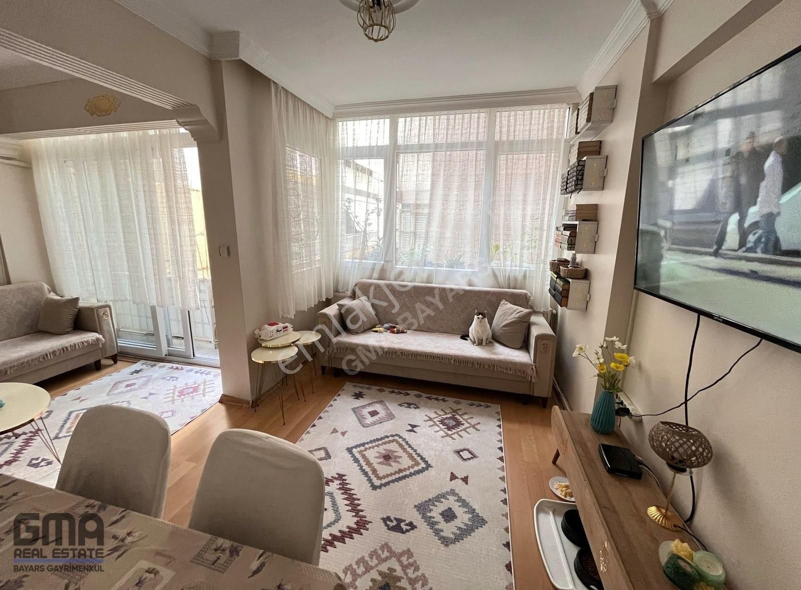 Zaimağa Caddesi Üzerinde 2+1 Satılık Daire