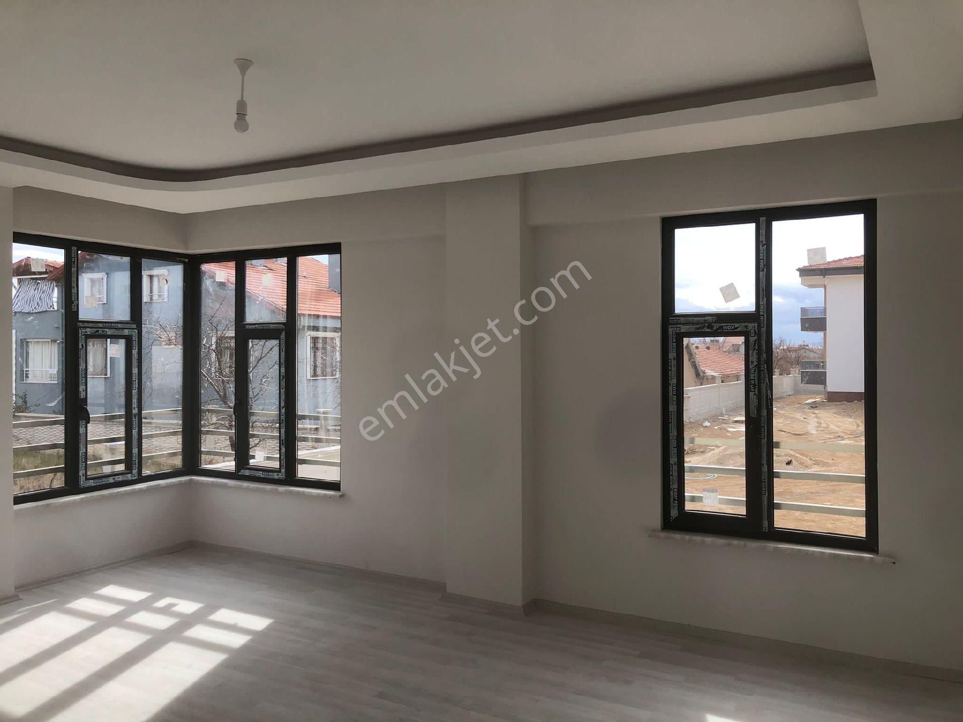 Yaylapınar Da 2+1konumu Güzel Masraf Sız Daire
