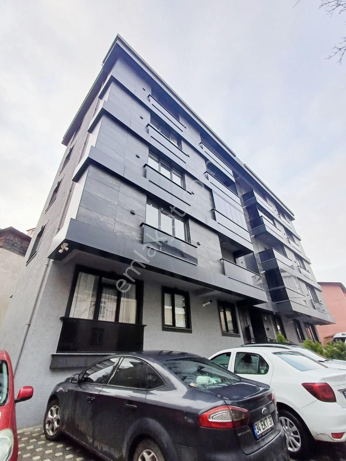 Mertcan Dan Gümüşpınar Mah Eşyalı 2+1 İskanlı Lüks Daire