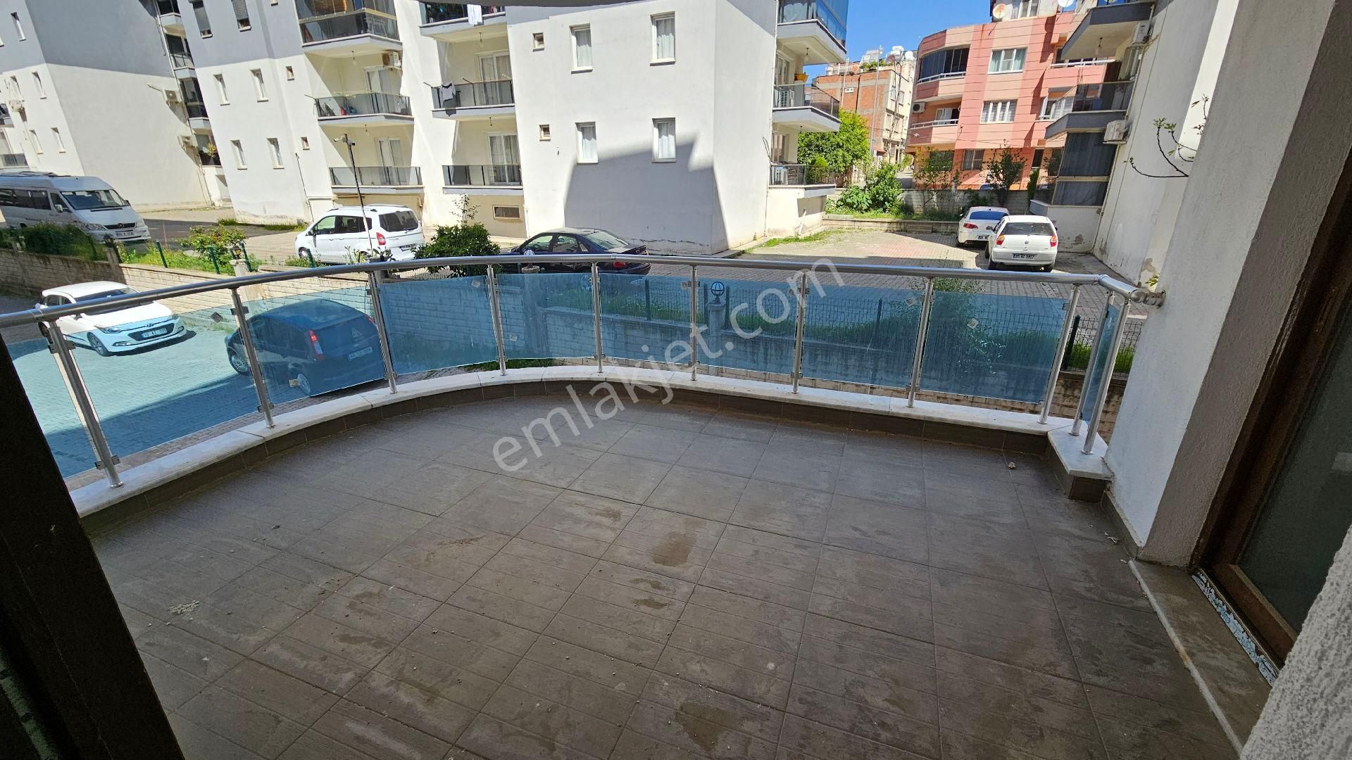 Kanalyolu En İyi Sitesinde