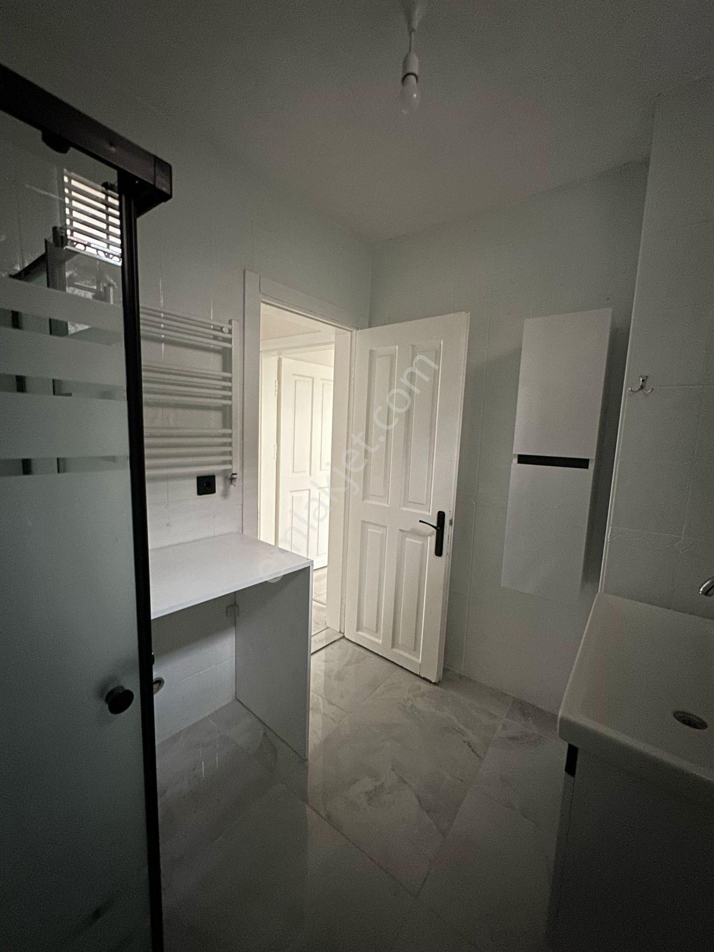 Çekmeköy Çamlık Mahallesinde Yeni Binada Metroya Yakın Konumda Bahçe Katı 3+1 100 M² Kiralık Daire