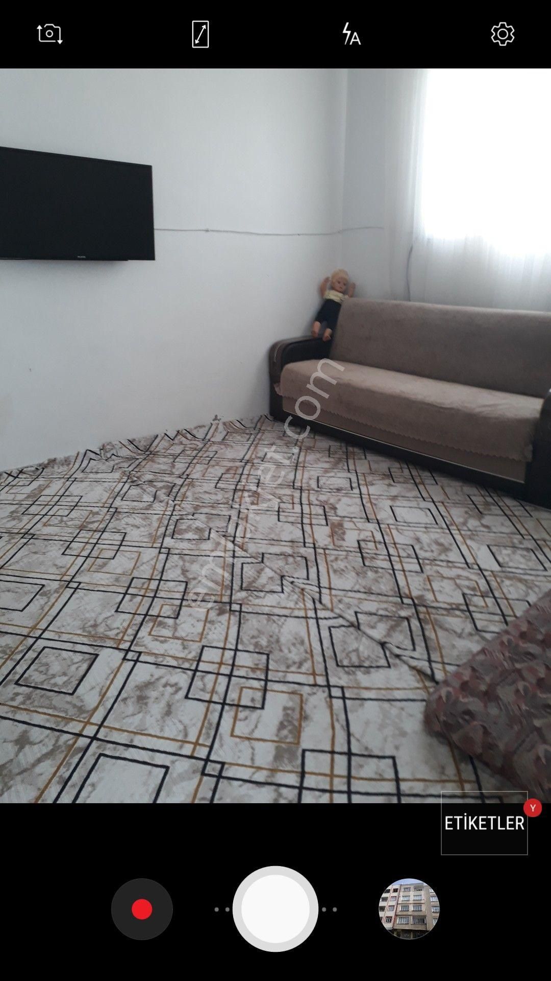 Muallim Rıfat Bilge Mahallesinde Müstakil Satılık Daire