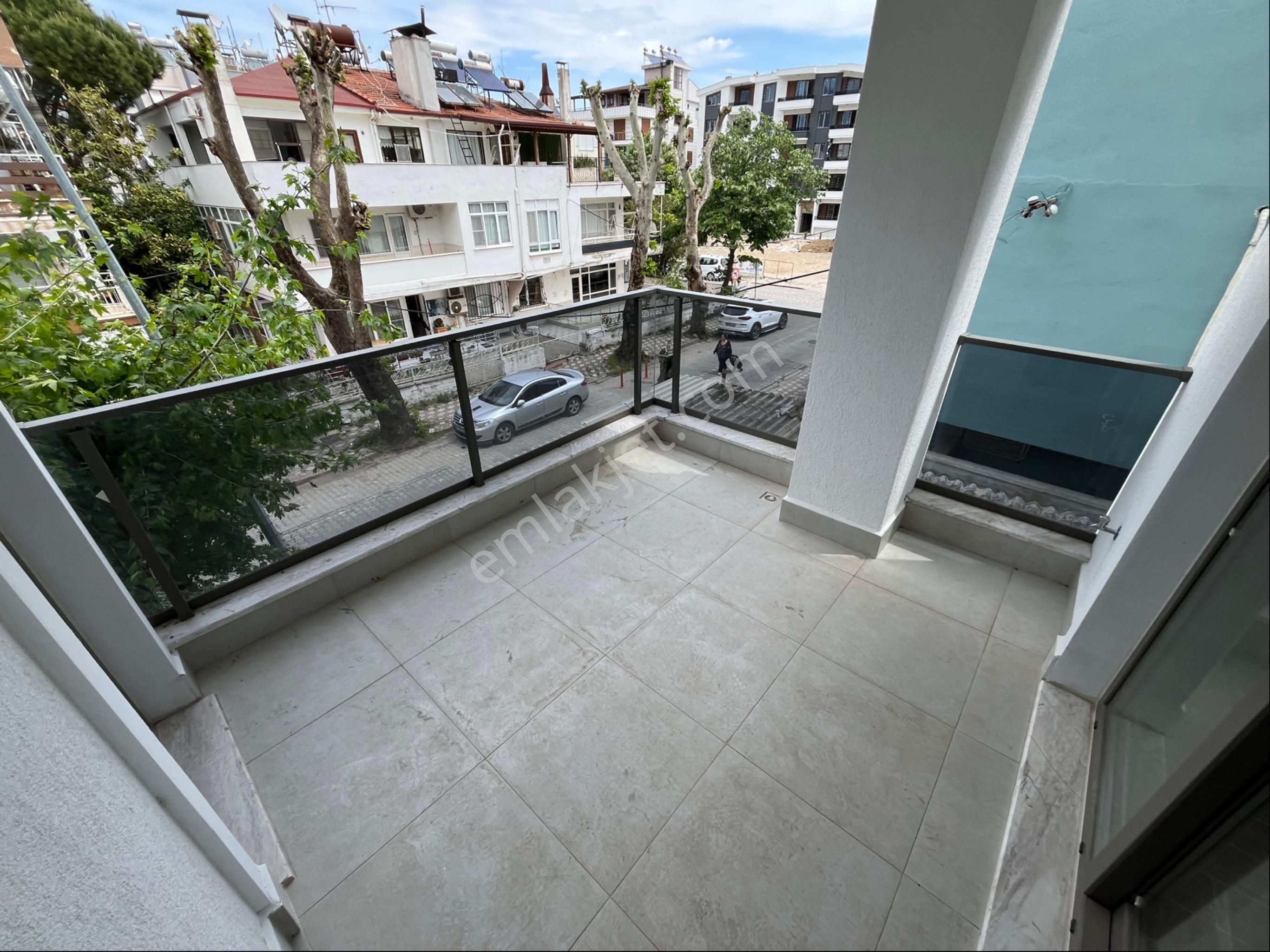 Akçay Çamlıyol Caddesinde Muhteşem 1+1 Daire - Görsel 16