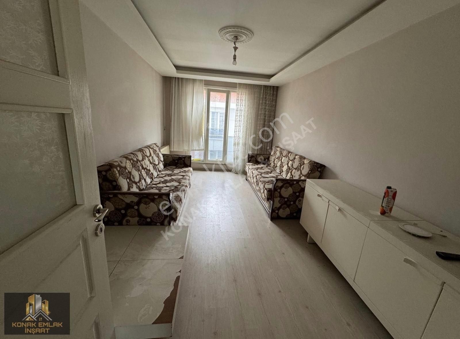 Konak Emlak'tan Satılık 4+2 Üstü Kaldırılmış Dublex Daire