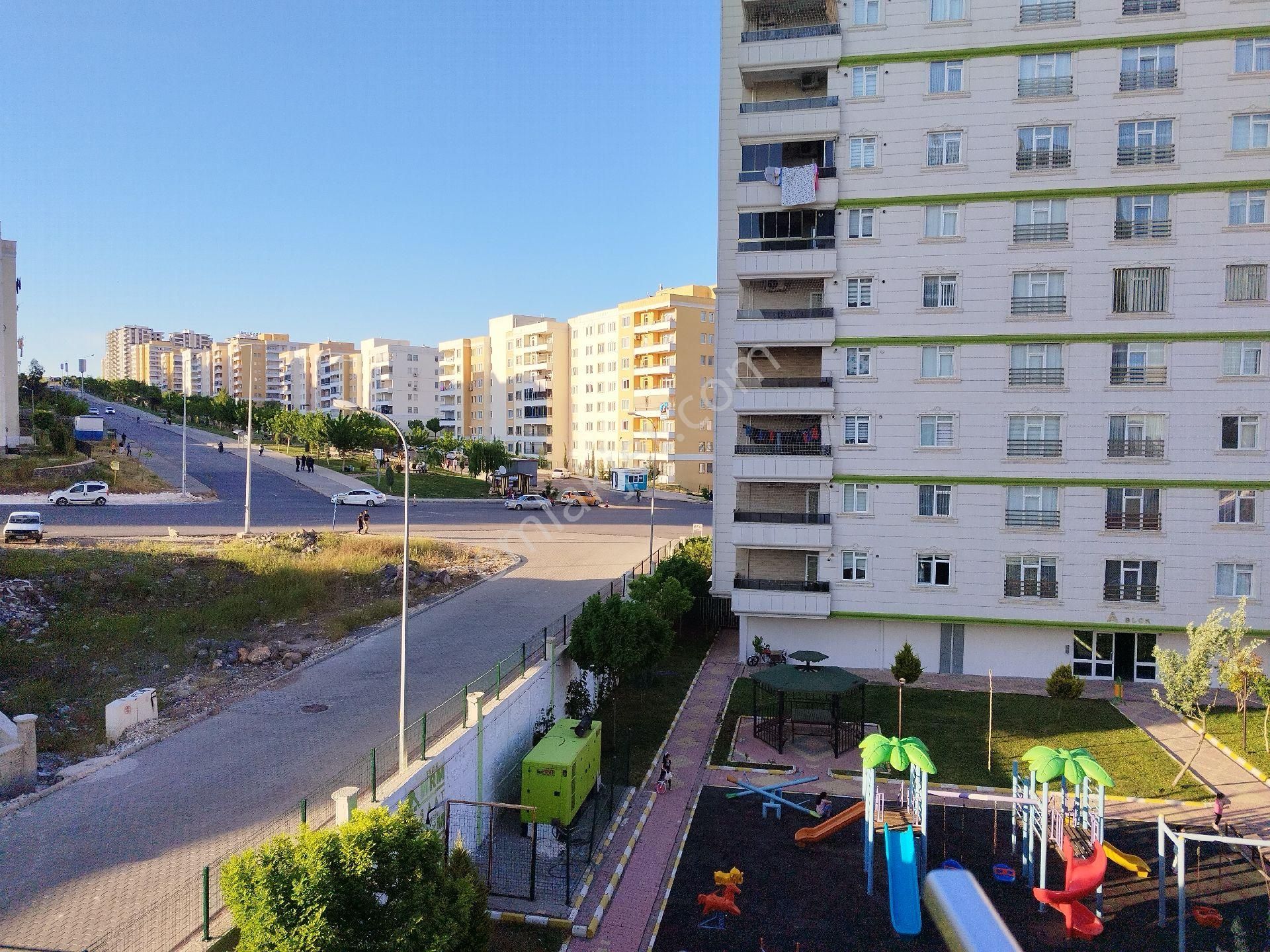 Mrm Green Park Sitesinde 3+1 Meskenli Ve Okul Yanında