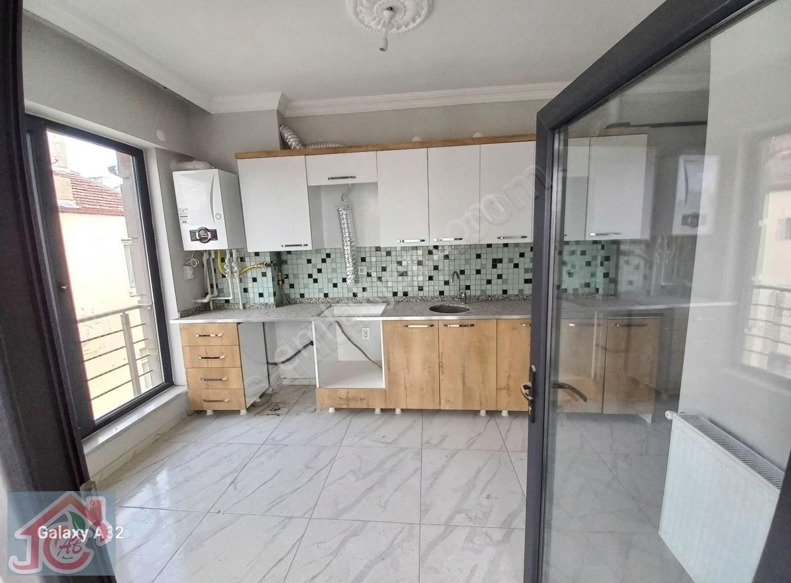 Başarık Tapu Arkası Satılık 2+1 Daire