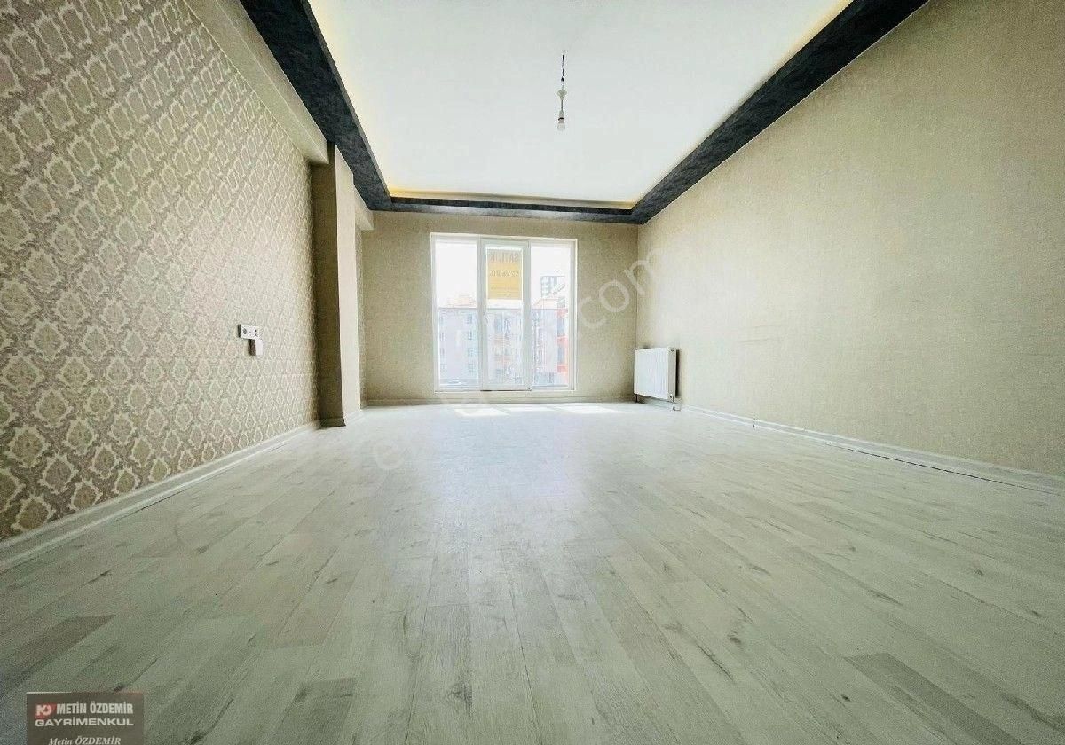 Sincan Yenikent 29 Ekim Mahallesinde Lüks Park Cepheli 3+1 Daire - Görsel 8