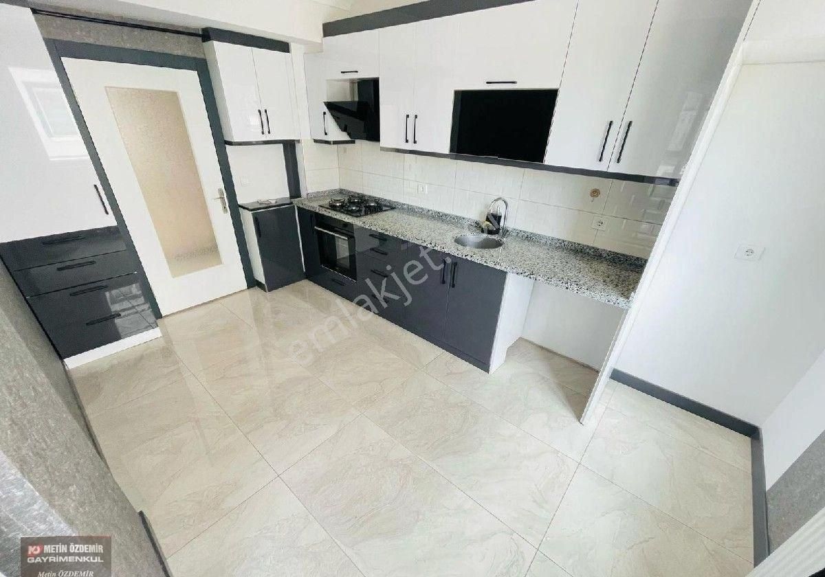 Sincan Yenikent 29 Ekim Mahallesinde Lüks Park Cepheli 3+1 Daire - Görsel 17