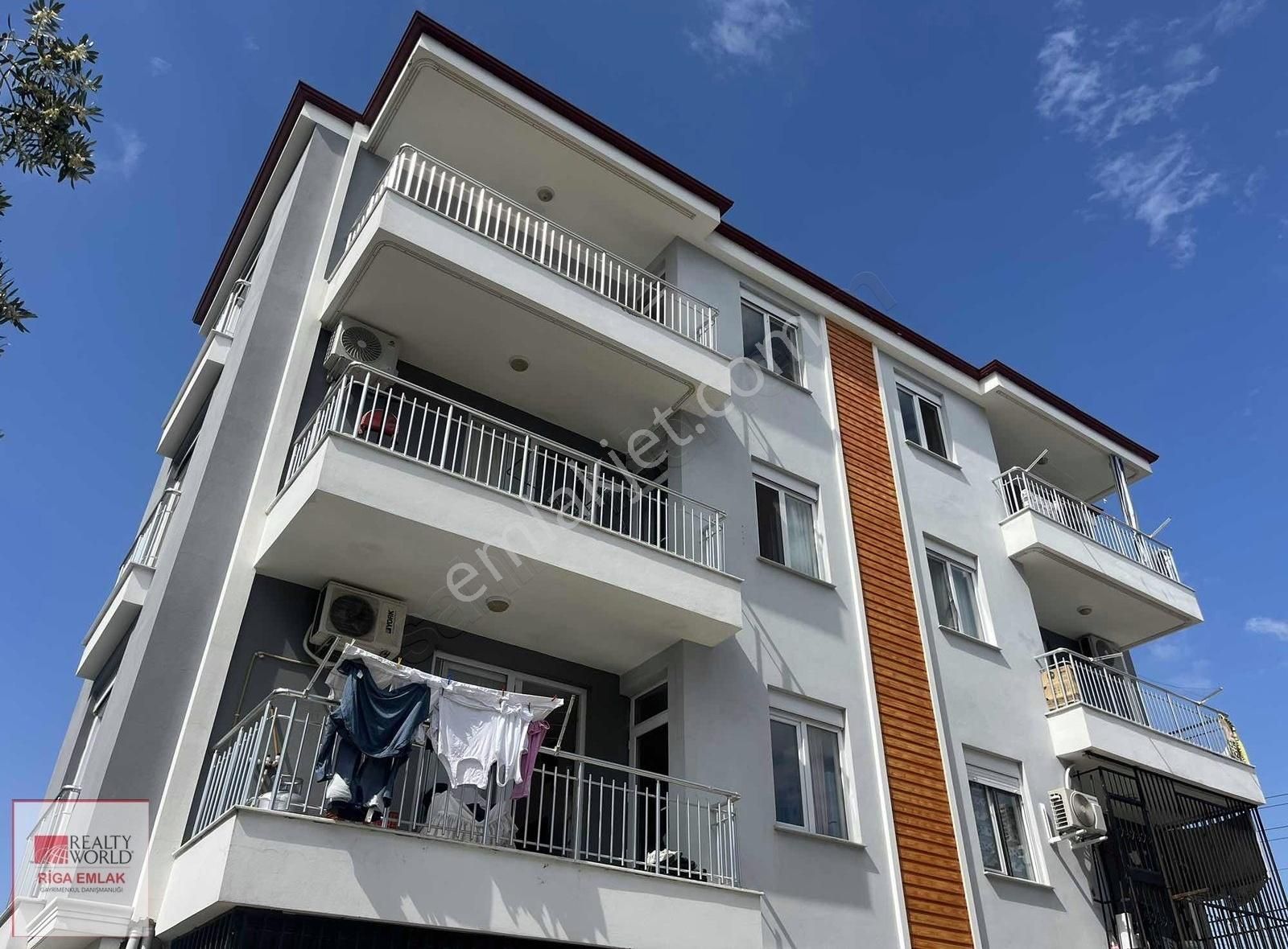 Riga'dan Satılık Baraj Mah Asansörlü 2+1 90 M2 Daire