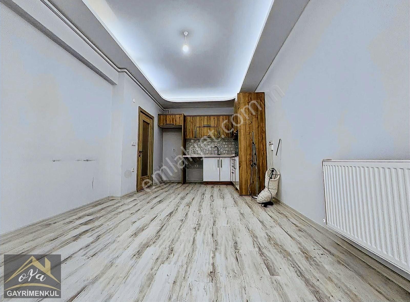Akçay Oya Gayrimenkul'den İkizçay'da Ara Kat Geniş 1+1 Daire