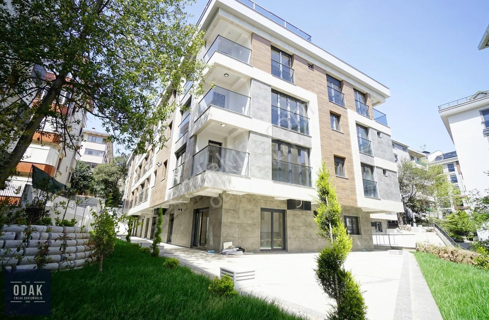 Odak'tan Moda'da 2025 Yapım Kapalı Otoparklı Manzaralı 112m2 Net
