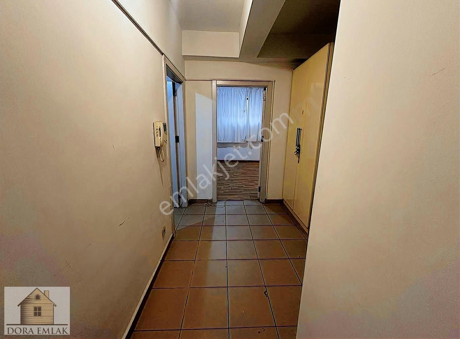 Üsküdar Sultantepede Geniş Ve Ferah 2+1 Kiralık Daire!