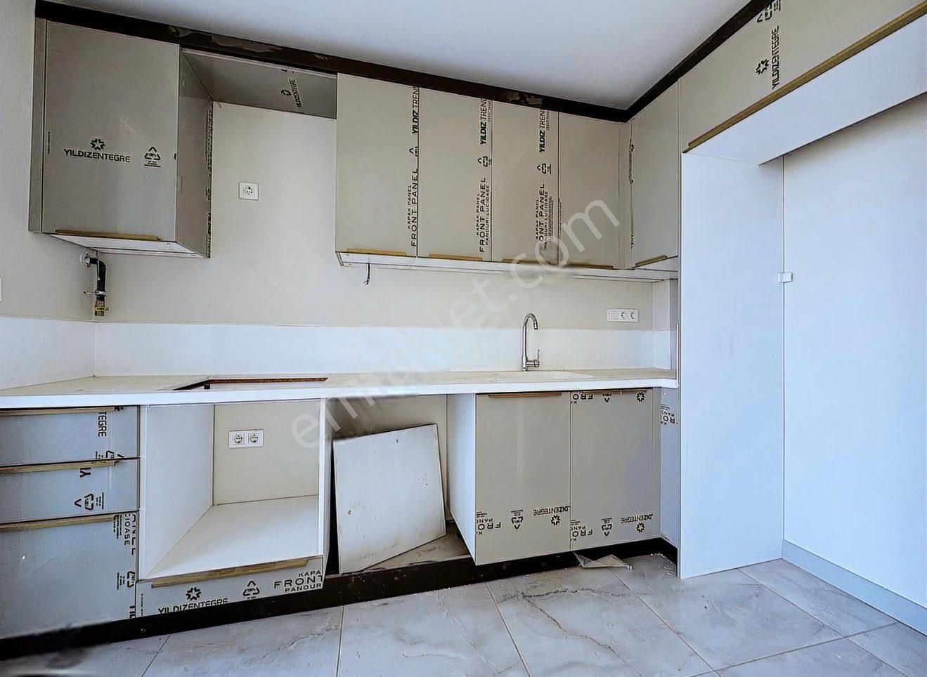 Kabasakal’da Sıfır Daire – Güvenlikli Site İçinde, Kaçırılmayacak Fırsat!