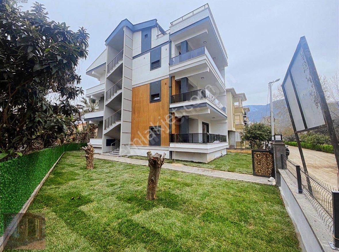 Güçlü Kardeşler Altınoluk Merkezde Lüks 2+1 Çok Keyifli Daire