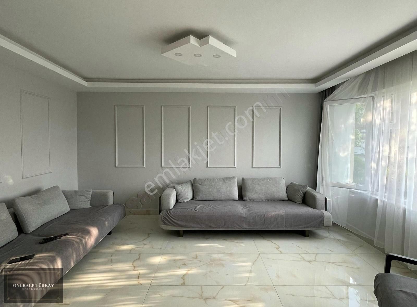 2+1/100m²/a'dan Z'ye Yenilenmiş Manzaralı + Bahçeli Daire
