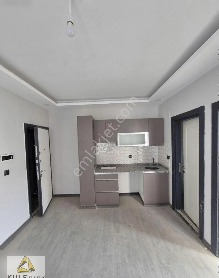Gültepe'de 1+1 Oturuma Hazır Site İçi Yatırımlık Satılık Daire