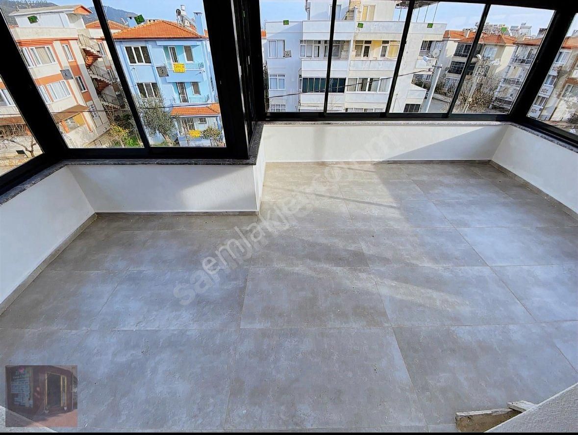 Güçlü Kardeşler Altınoluk Merkezde Tam Müstakil Ultra Lüks Fırsat Villa - Görsel 24