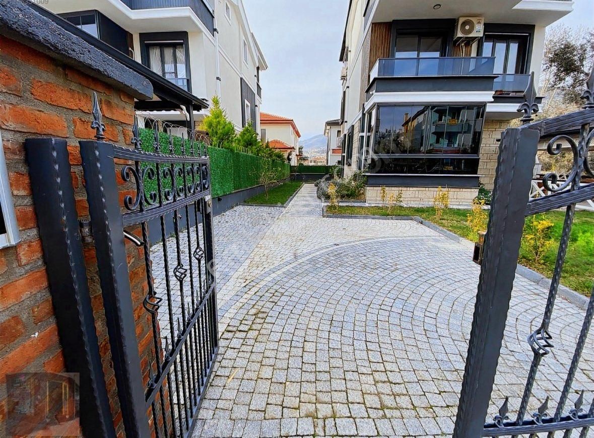 Güçlü Kardeşler Altınoluk Merkezde Tam Müstakil Ultra Lüks Fırsat Villa - Görsel 8