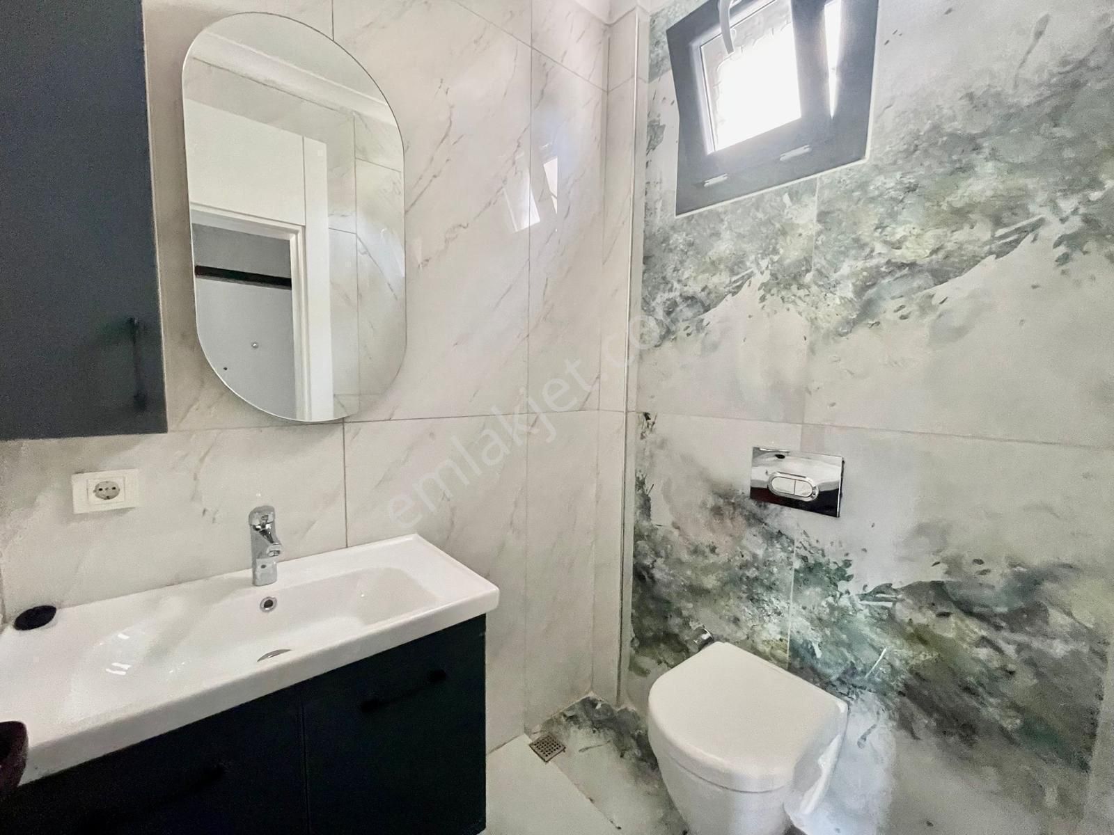 Güçlü Kardeşler Denize 300 Metre 4+1 Lüks Trıblex Villa - Görsel 16