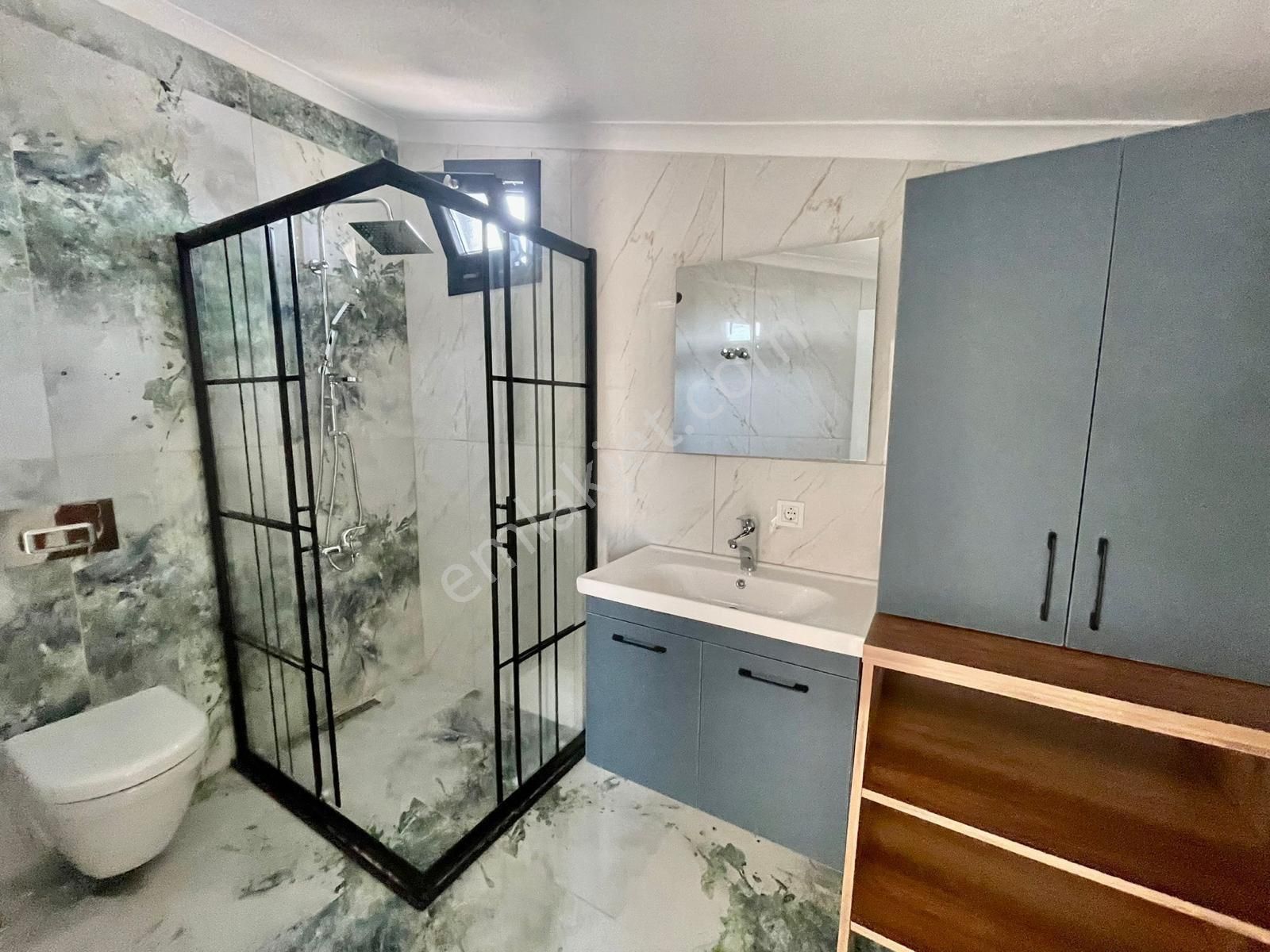 Güçlü Kardeşler Denize 300 Metre 4+1 Lüks Trıblex Villa - Görsel 20