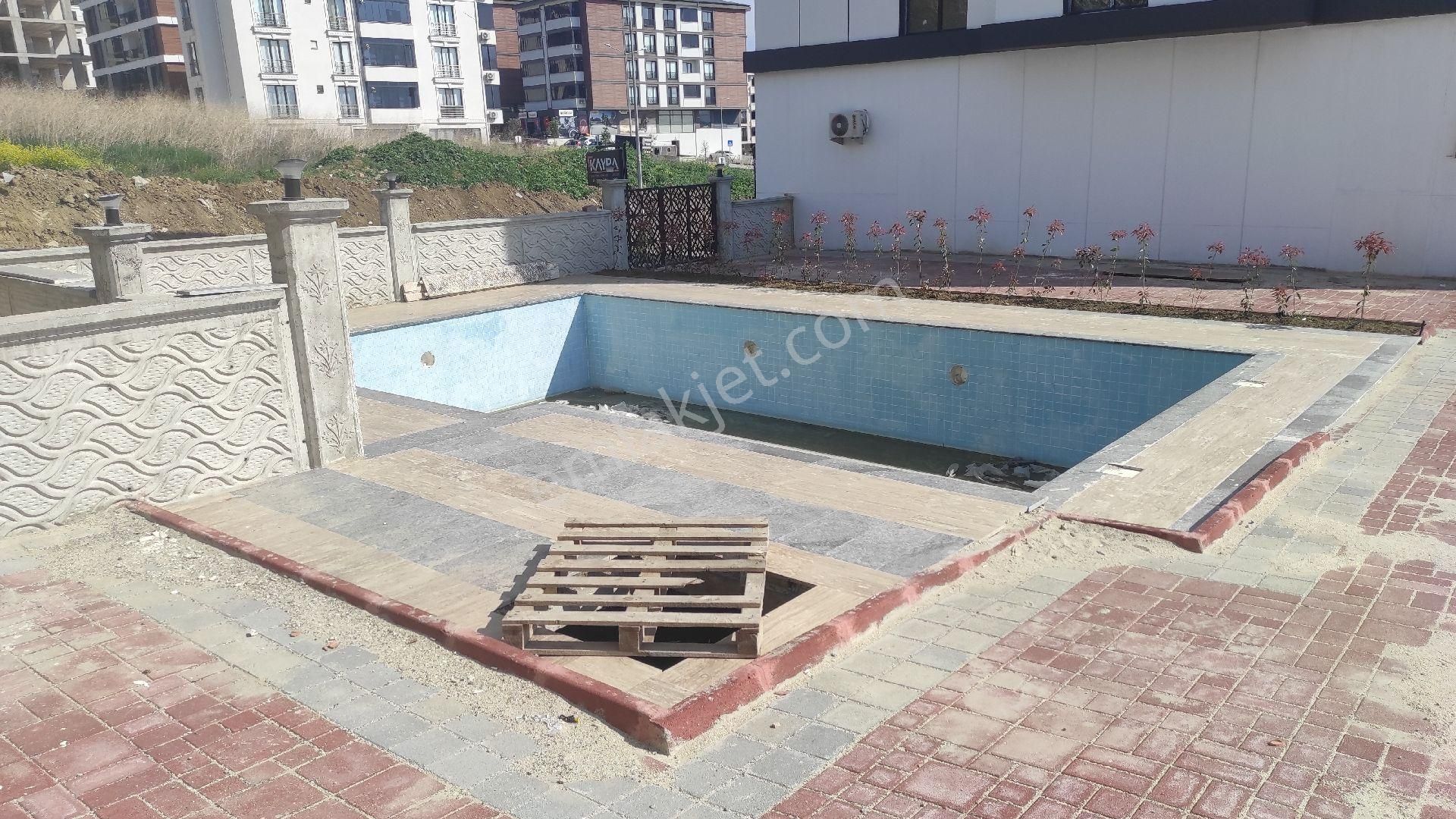 Tekirdağ, Süleymanpaşa, Hürriyet,mh.1+1,sıfır,havuzlu,,kap,otop.site,içi,abalkonlu,daire