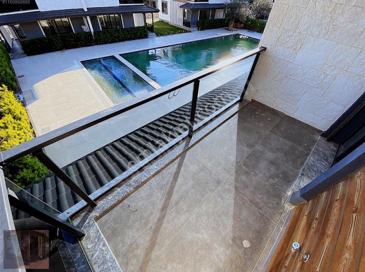 Güçlü Kardeşler Altınoluk Güre Arası Yolun Altı Site İçi Lüks Villa’lar - Görsel 24