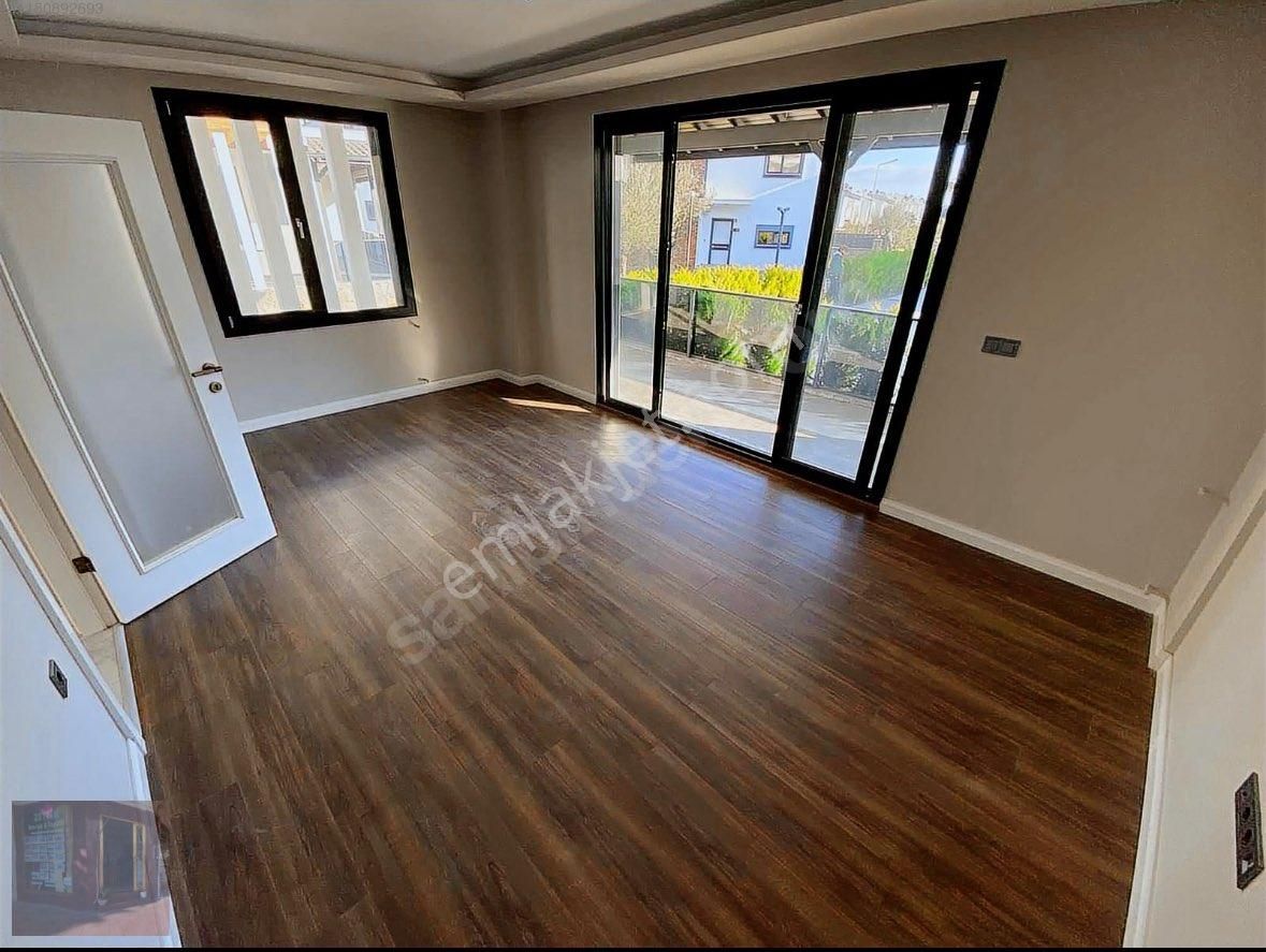 Güçlü Kardeşler Altınoluk Güre Arası Yolun Altı Site İçi Lüks Villa’lar - Görsel 8