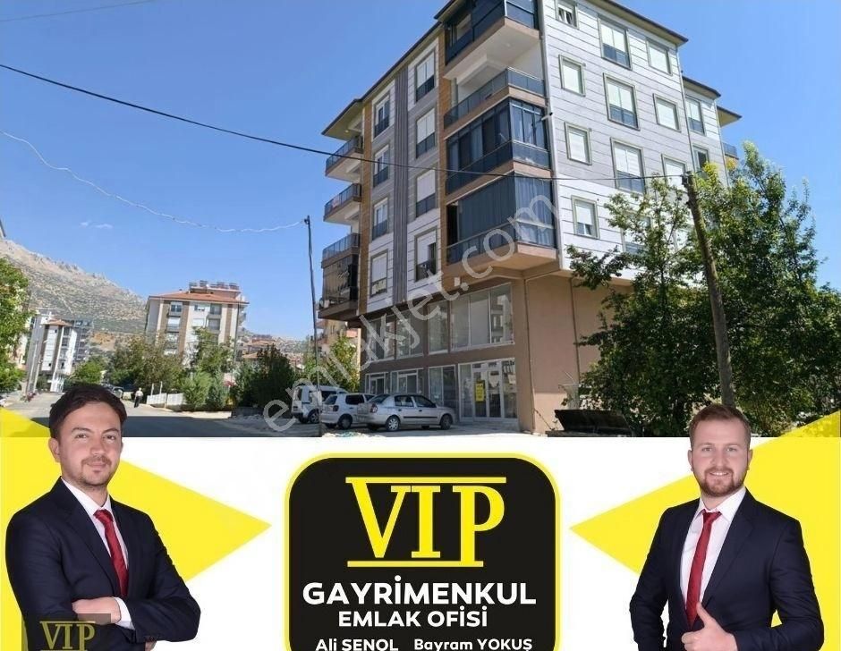 Vıp Gayrimenkul' Den Çarşı Merkezde Sıfır Doğalgazlı 3+1 Daire