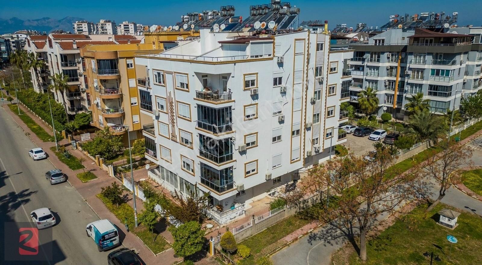 Çağlayan Yalı Caddesinde Satılık 3+1 Yüksek Giriş Dubleks