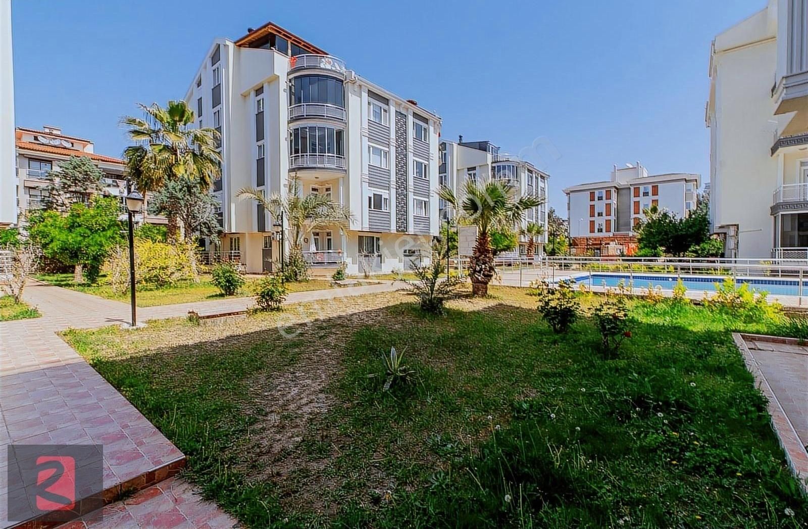Kübra Yeşiltepe Den Konaklar Bölgesinde Satılık 3+1