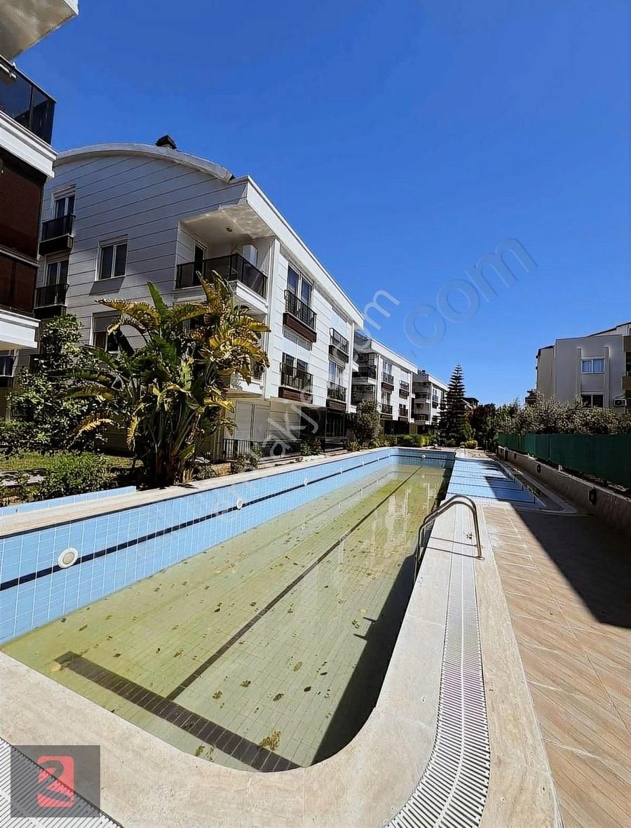 Venüs Park Evlerinde Havuzlu Kapalı Otoparklı 2+1 Eşyalı Kiralık