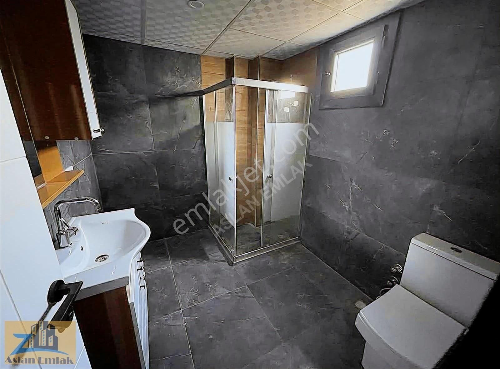 Balıkesir Sındırgı'da Satılık 4+1 Daire