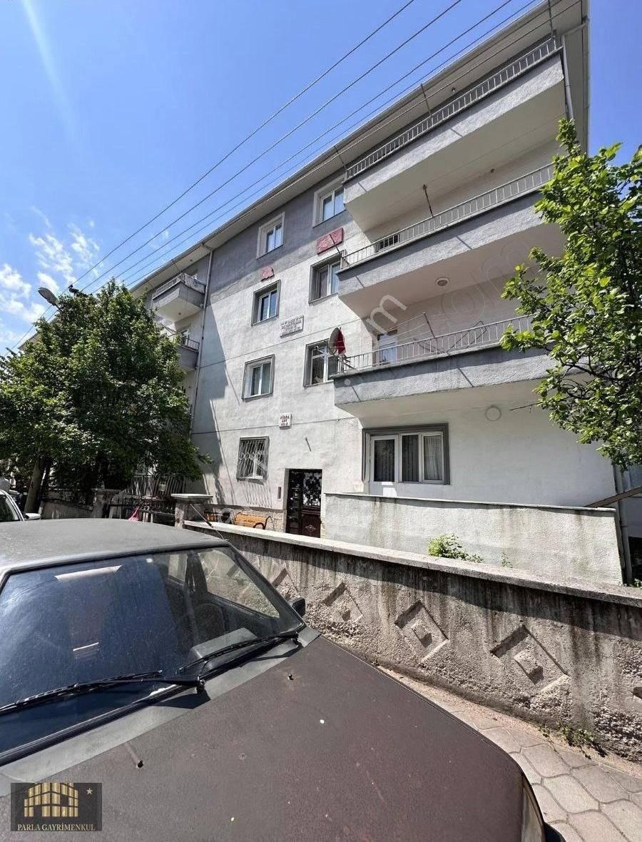 Parla Emlak'tan İstasyon Mah. 3.kat / 3+1 / 110m2