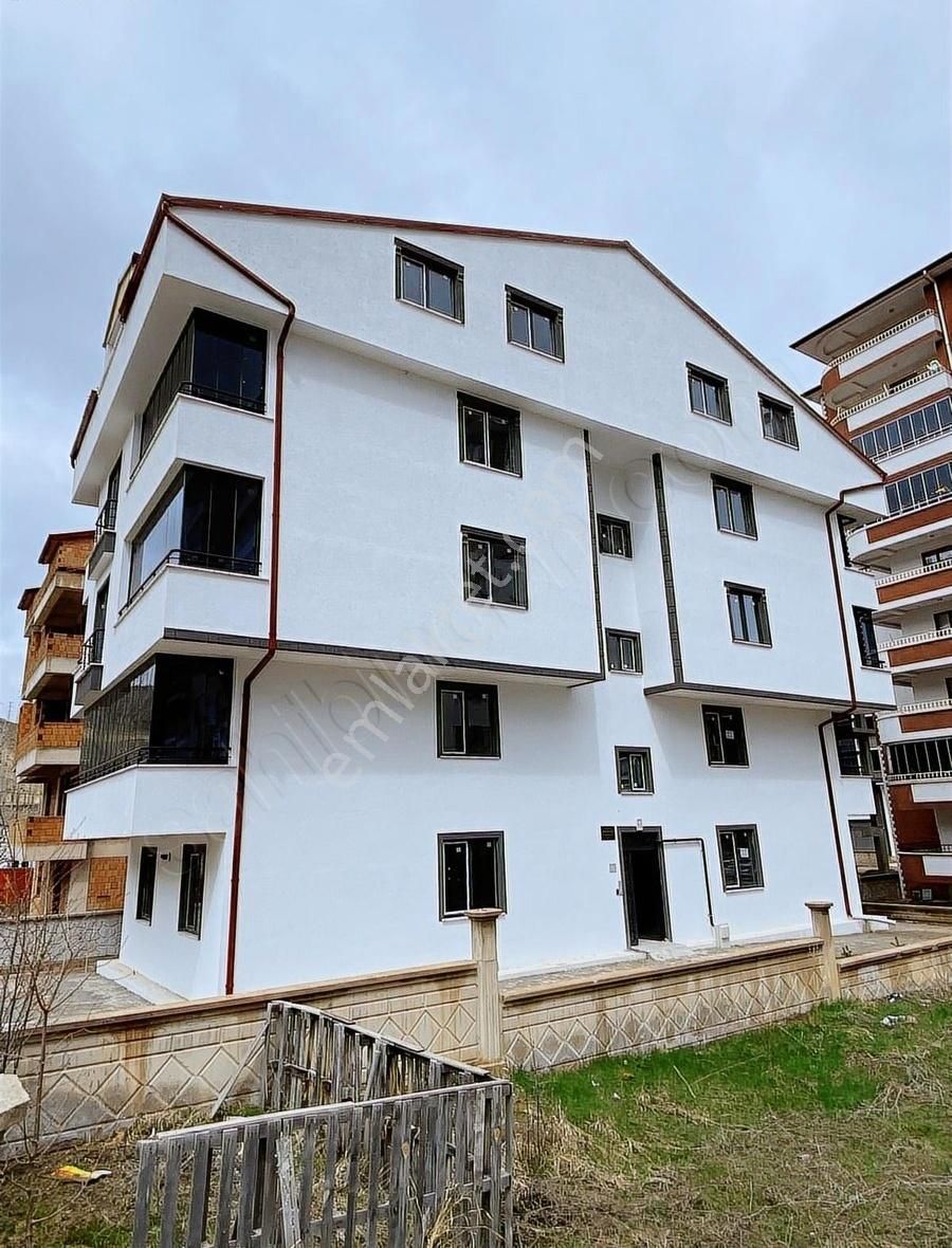 Genç Osmanda Merkeze Yakın-manzaralı-sıfır 2+1 Kiralık Daire