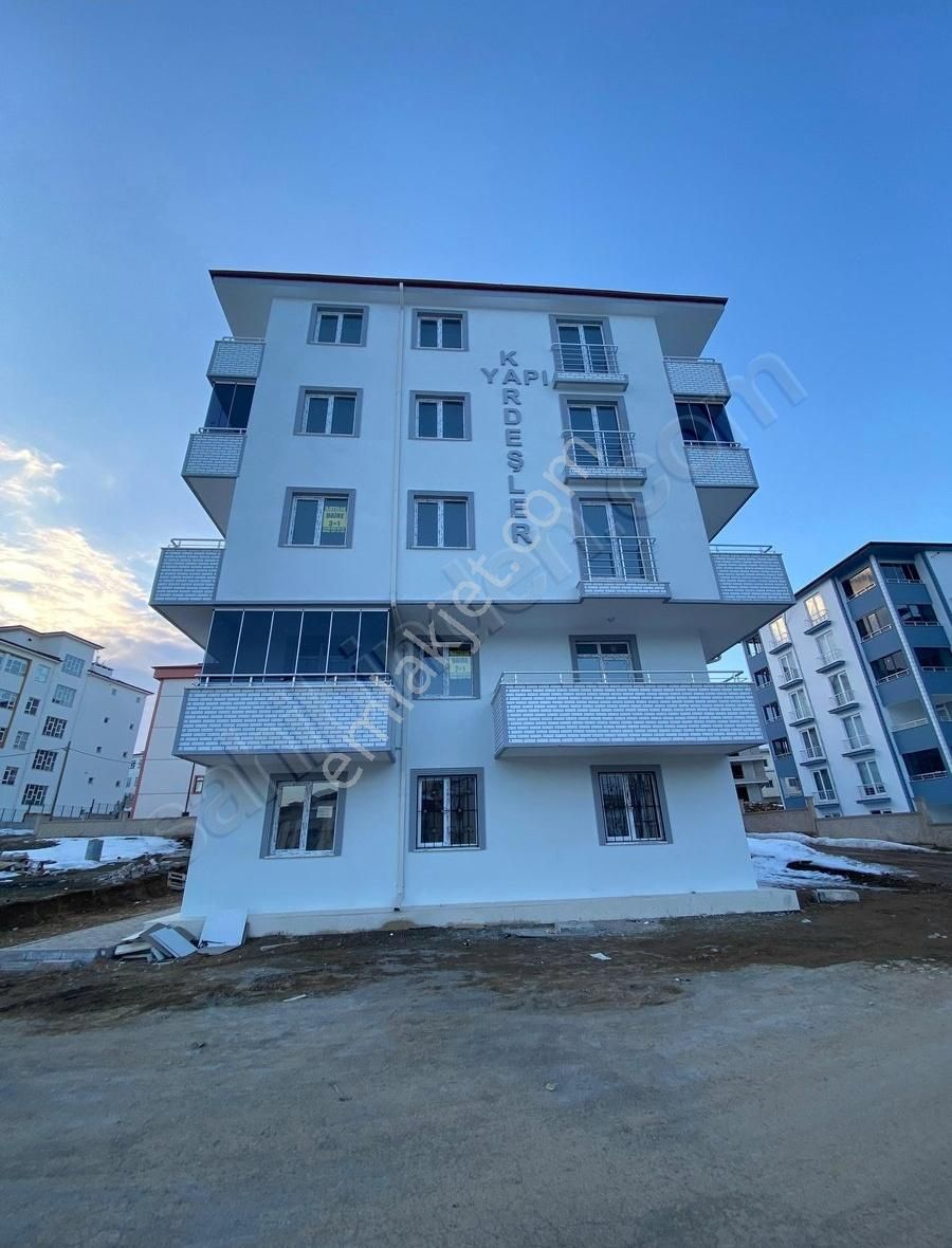 Arz Emlak'tan Kaçırılmaz Kiralık Daire