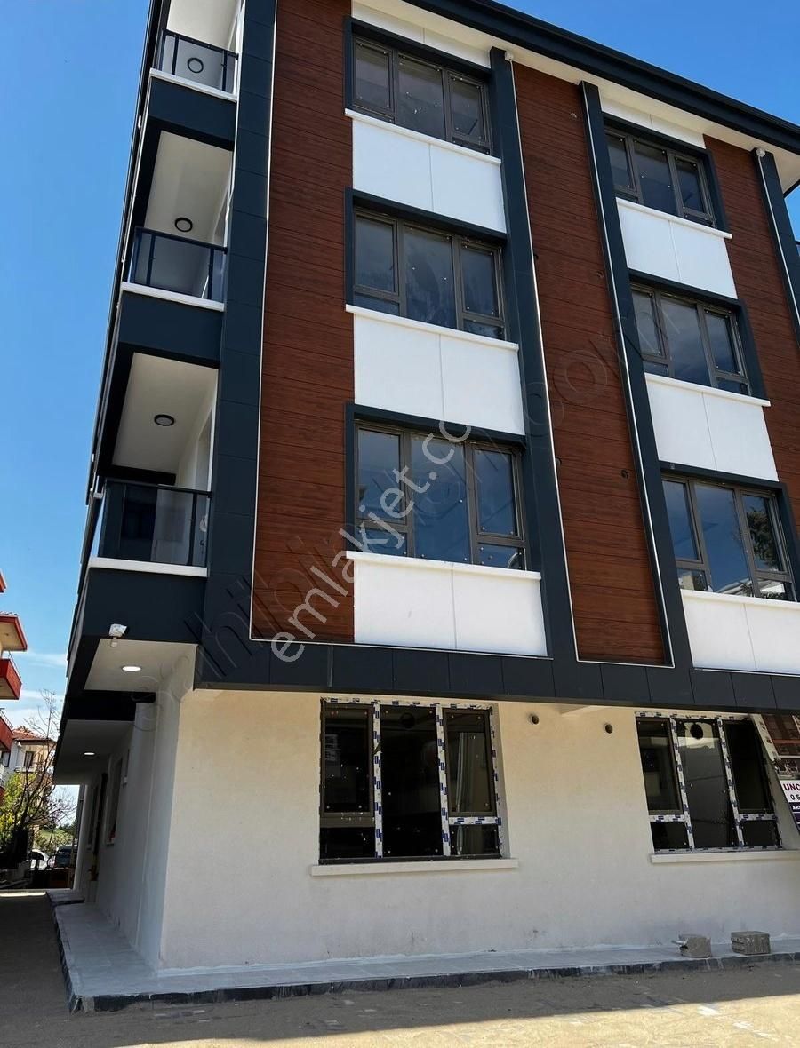 Ankara Gölbaşı Bahçelievlerde 2+1 Sıfır Daire
