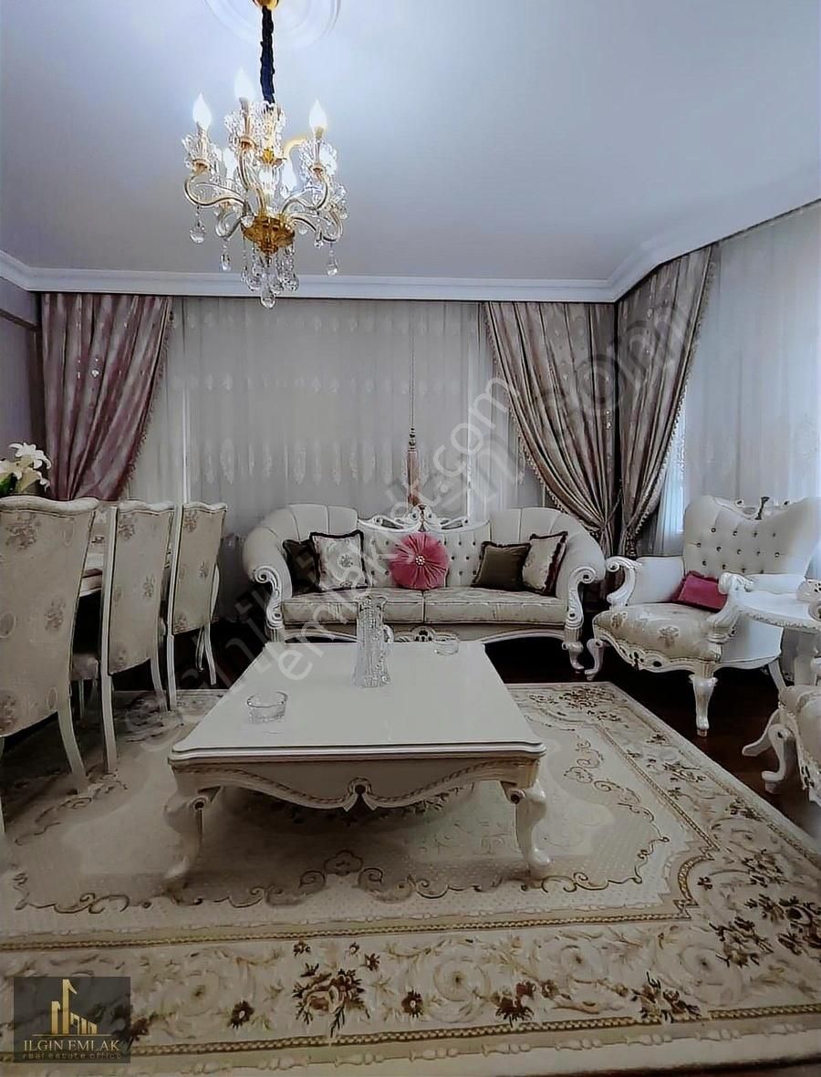 Yazır'da Satılık 3,5+1 Daire