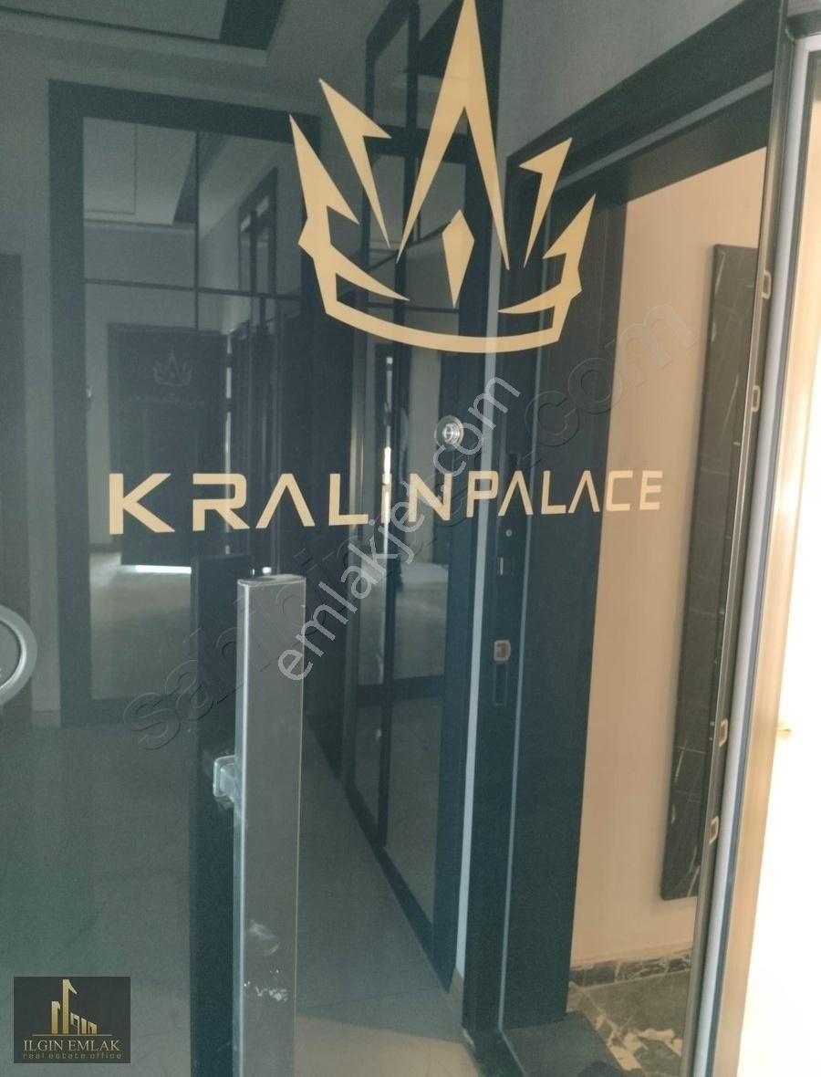 Şehrin En Prestijli Sitesi Kralin Palace'da Satılık 5+1 Daire