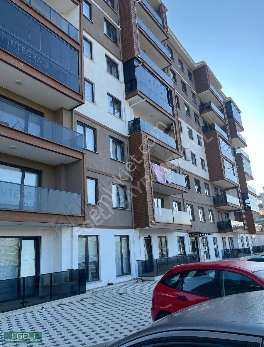 Egeli'den Kurtuluş'ta Eşyasız 1+1 Satılık Daire