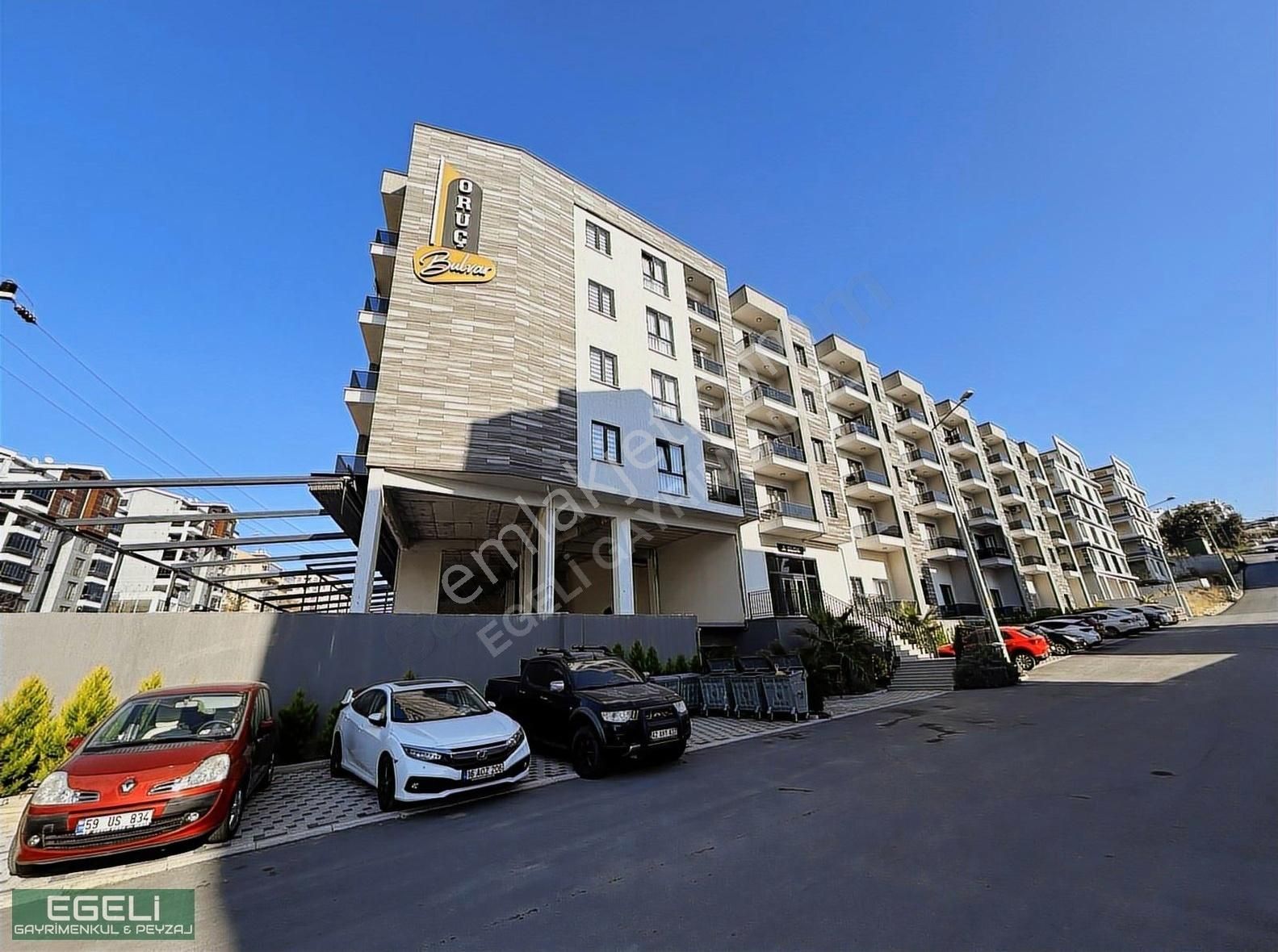 Egeli'den Görükle Oruç Bulvar'da 2+1 Eşyalı Satılık Daire