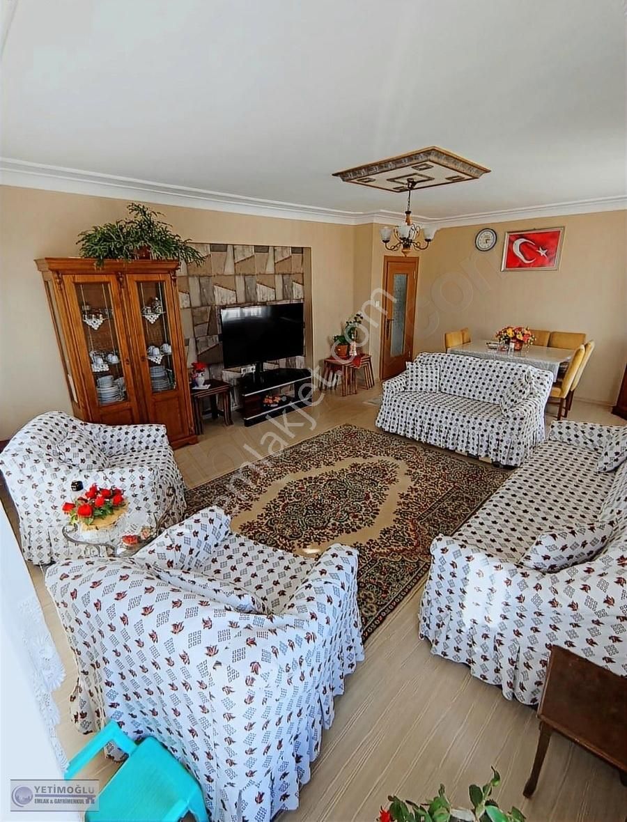 Yetimoğlundan Satılık Yeni Bina Katta 3+1 Site Dairesi
