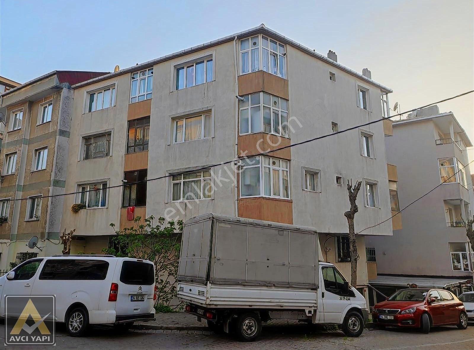 Avcı Yapı' Dan Metrobüse 3 Dk. 4.kat 2+1 Masrafsız Daire