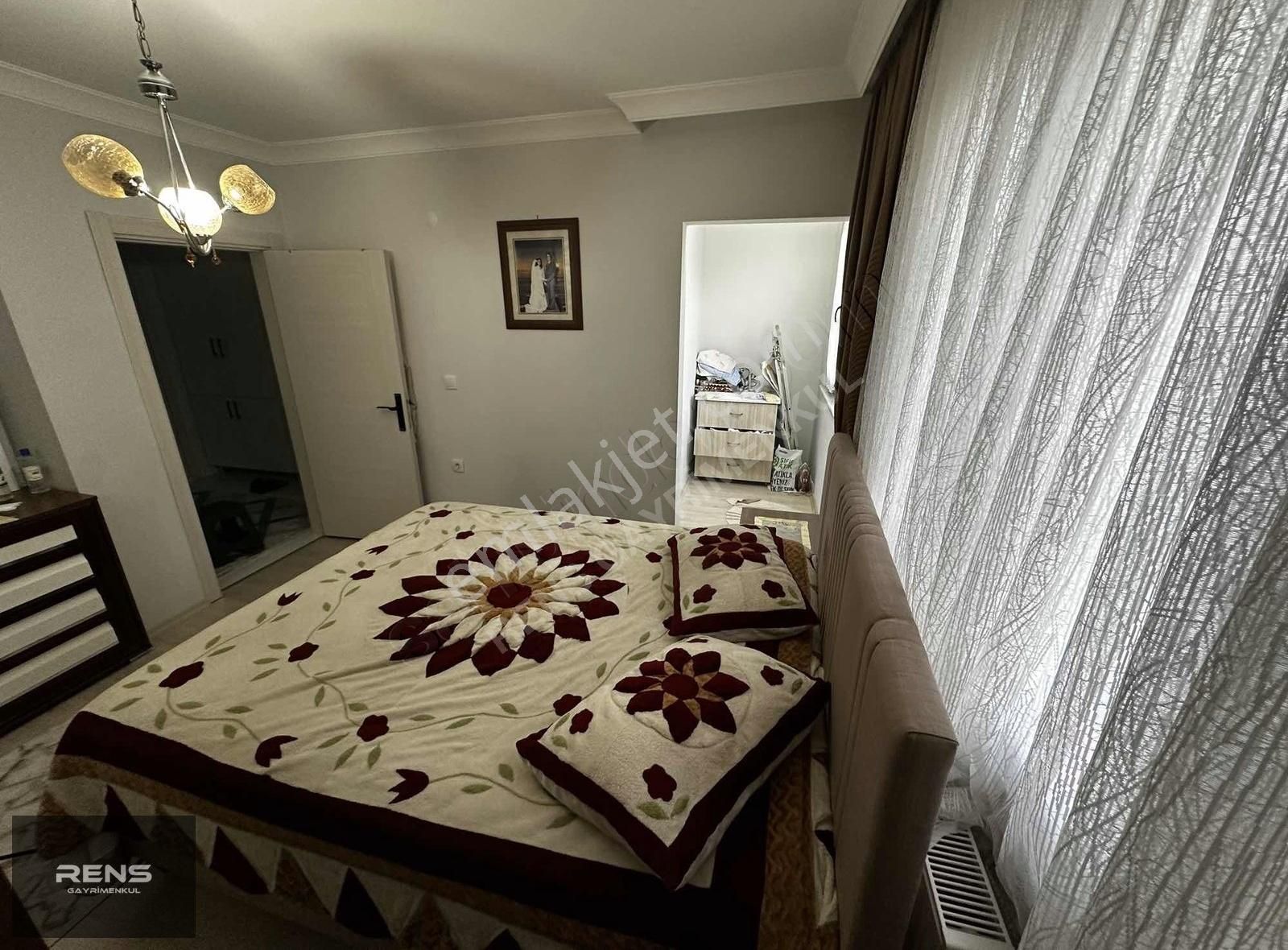 Rens Gayrimenkulden İstasyon Mahallesinde 5+1 Dubleks Daire