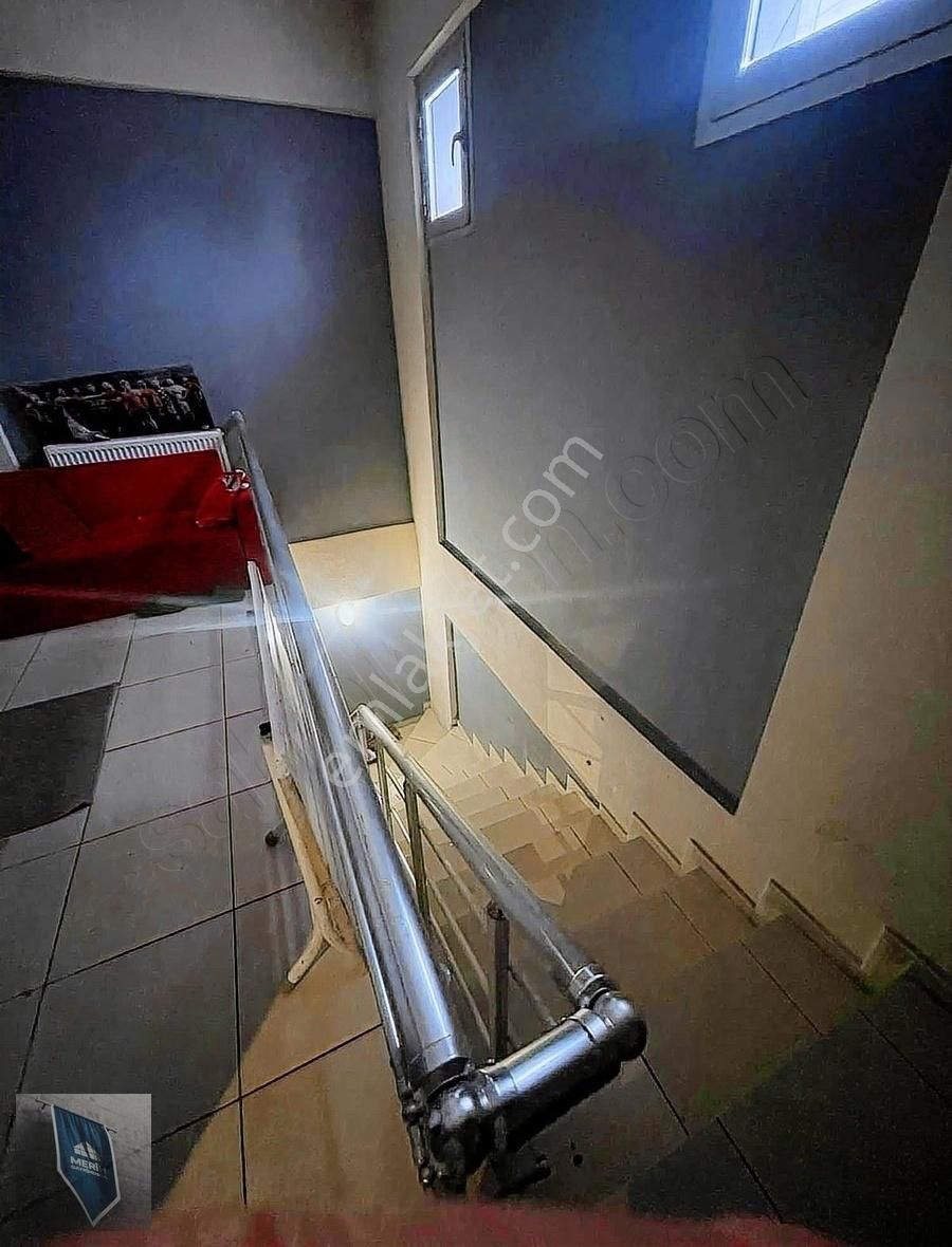 Yüksek Cirolu Playstation Salonu