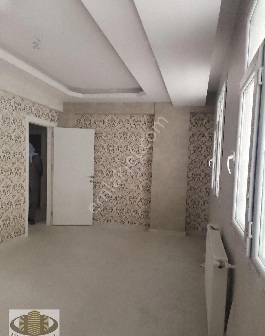 Haliliye İmam Bakır Mahallesi 2+0 Shell Petrol Arkasında Sıfır Daire
