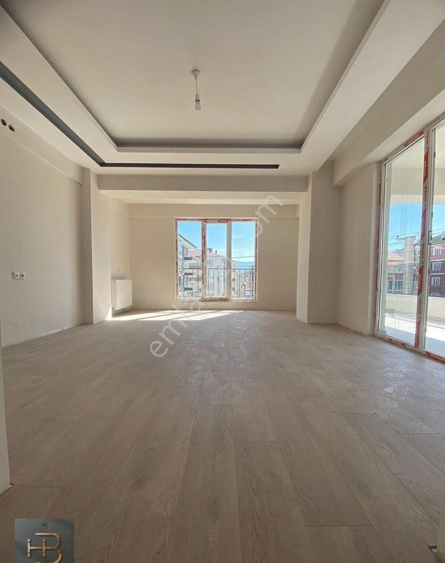 Bayrakçeken'den 2+1 Satılık Sağlık Mah Güney Batı Yol Ceph Sıfır